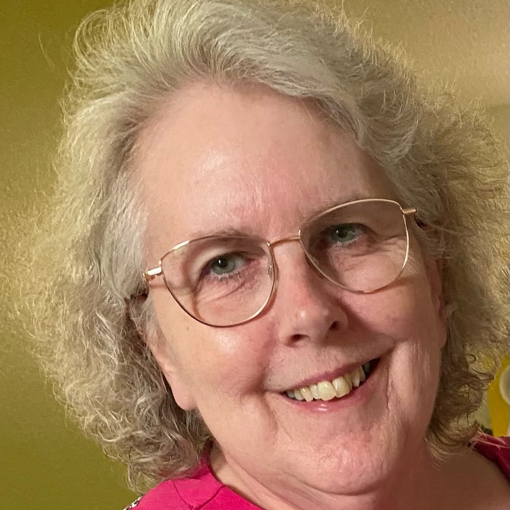 Meet your Posher, Lorraine